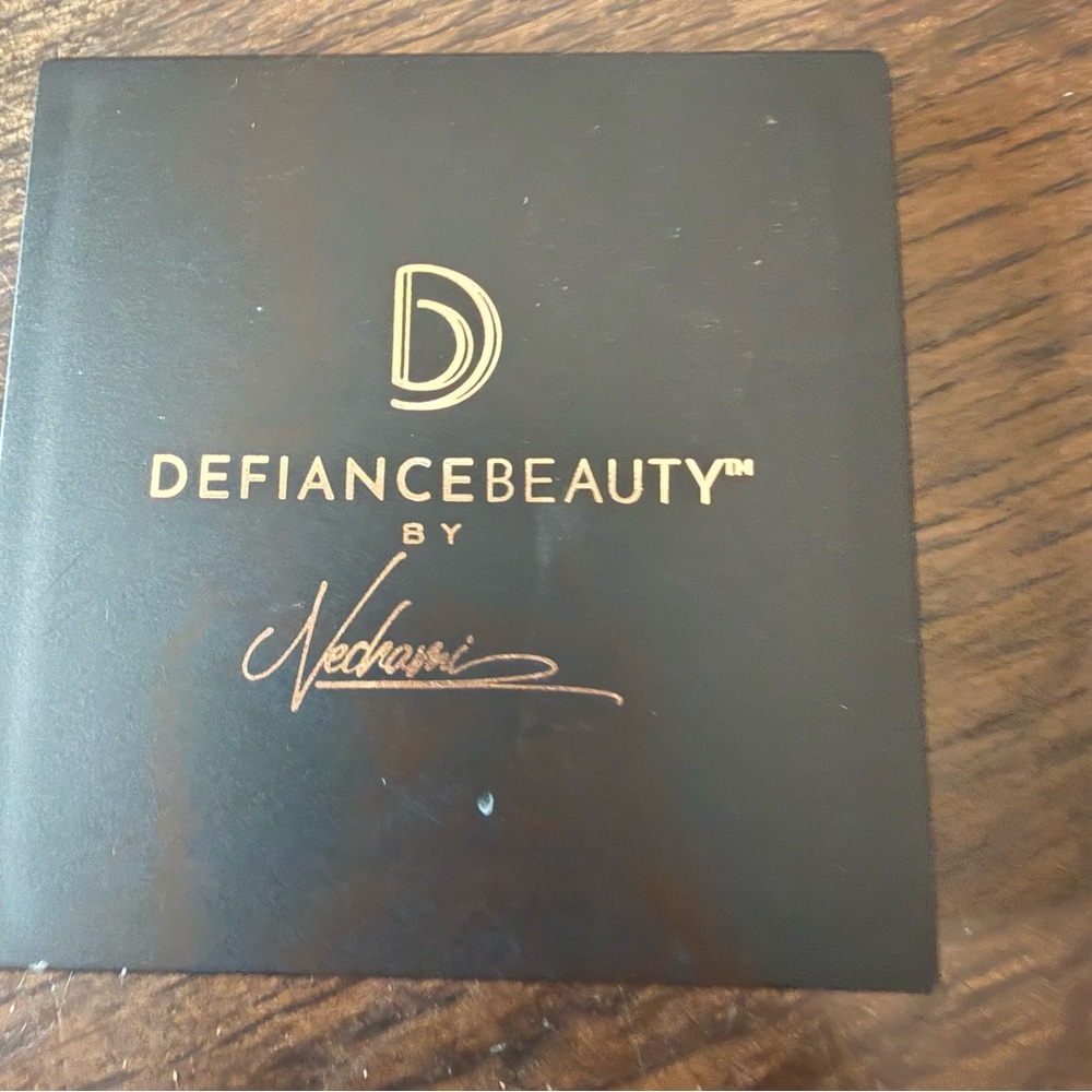 Make up Bundle Tarte Blush, Halo, Lancer, Ciate, Urban Skin RX, Defiance Beauty - Picture 16 of 16